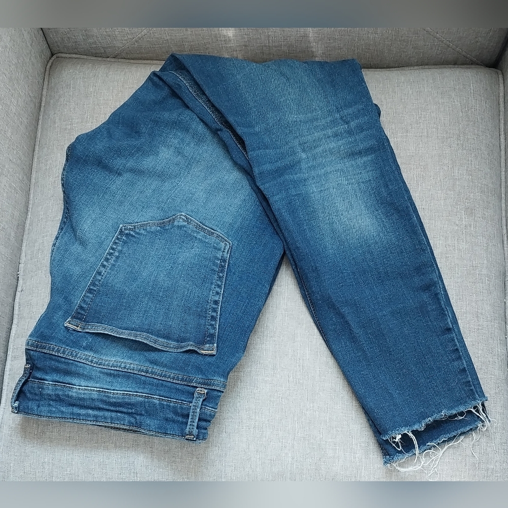 MNG - Distressed Skinny Jeans - Picture 4 of 7